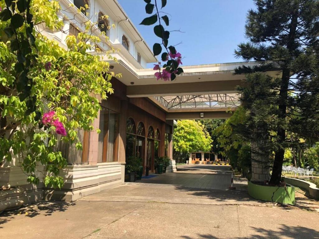 Yuzana Garden Hotel Yangon Exterior foto
